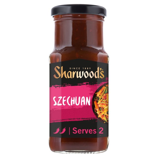 Sharwood's Spicy Tomato & Szechuan Stir Fry Sauce 195g