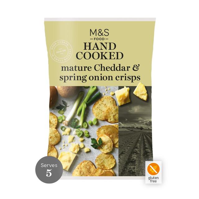 M&S Mature Cheddar & Spring Onion Hand Cooked Crisps 150g