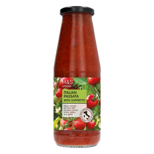 M&S Italian Passata with Soffritto 690g