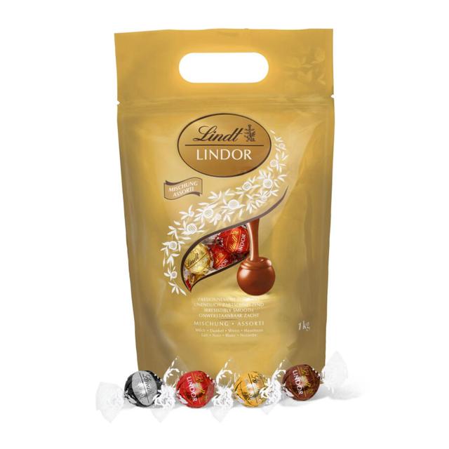 Lindt LINDOR Assorted Chocolate Truffles Gold Bag 1kg